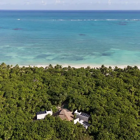 Casa Xik'Nal - Luxury Beach Front Villa