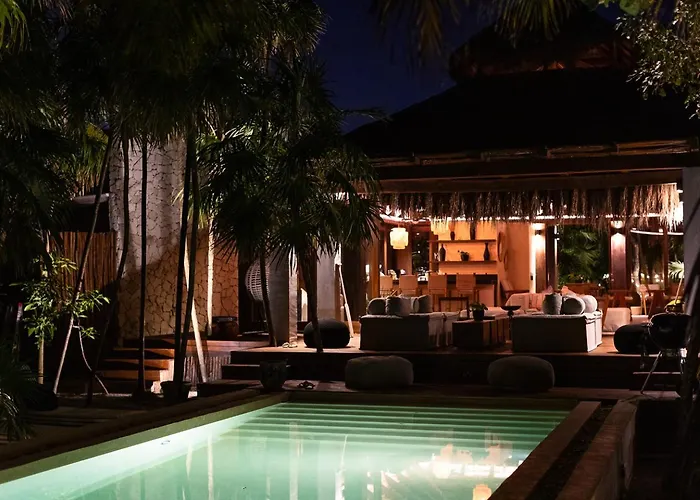Casa Xik'nal - Luxury Front