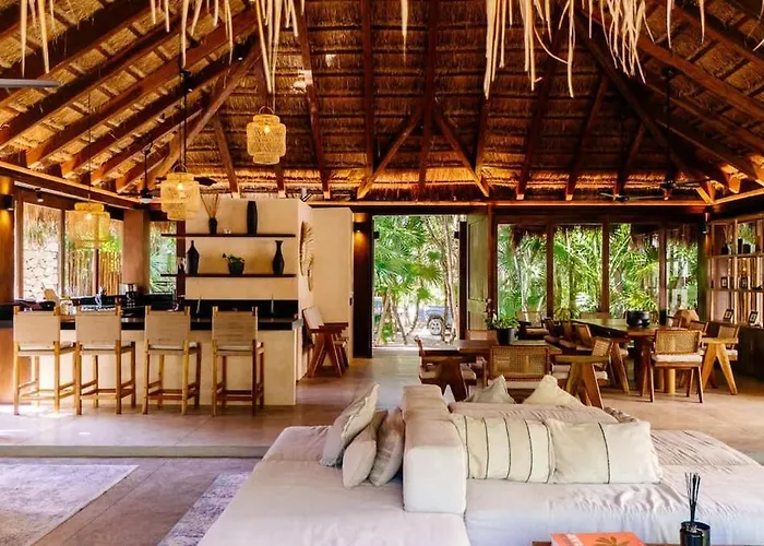 Casa Xik'nal - Luxury Front Villa